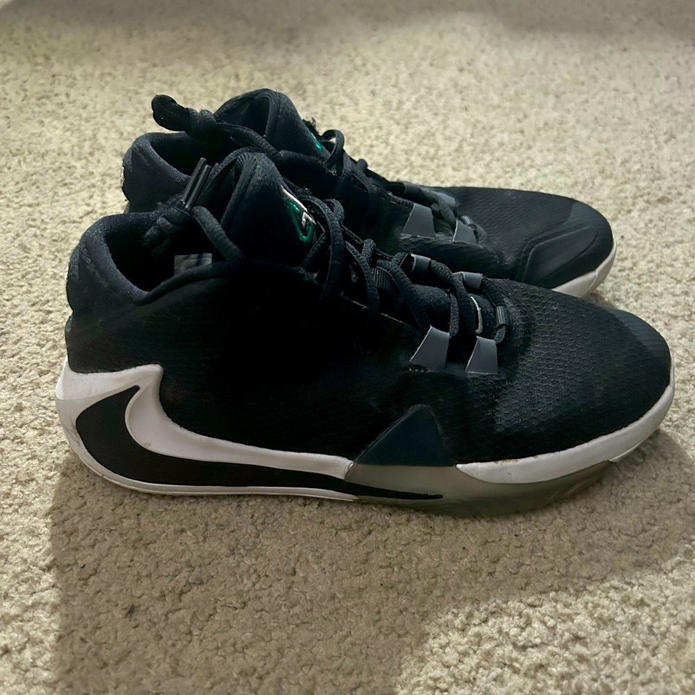 Zoom Freak 1 Used Size 7